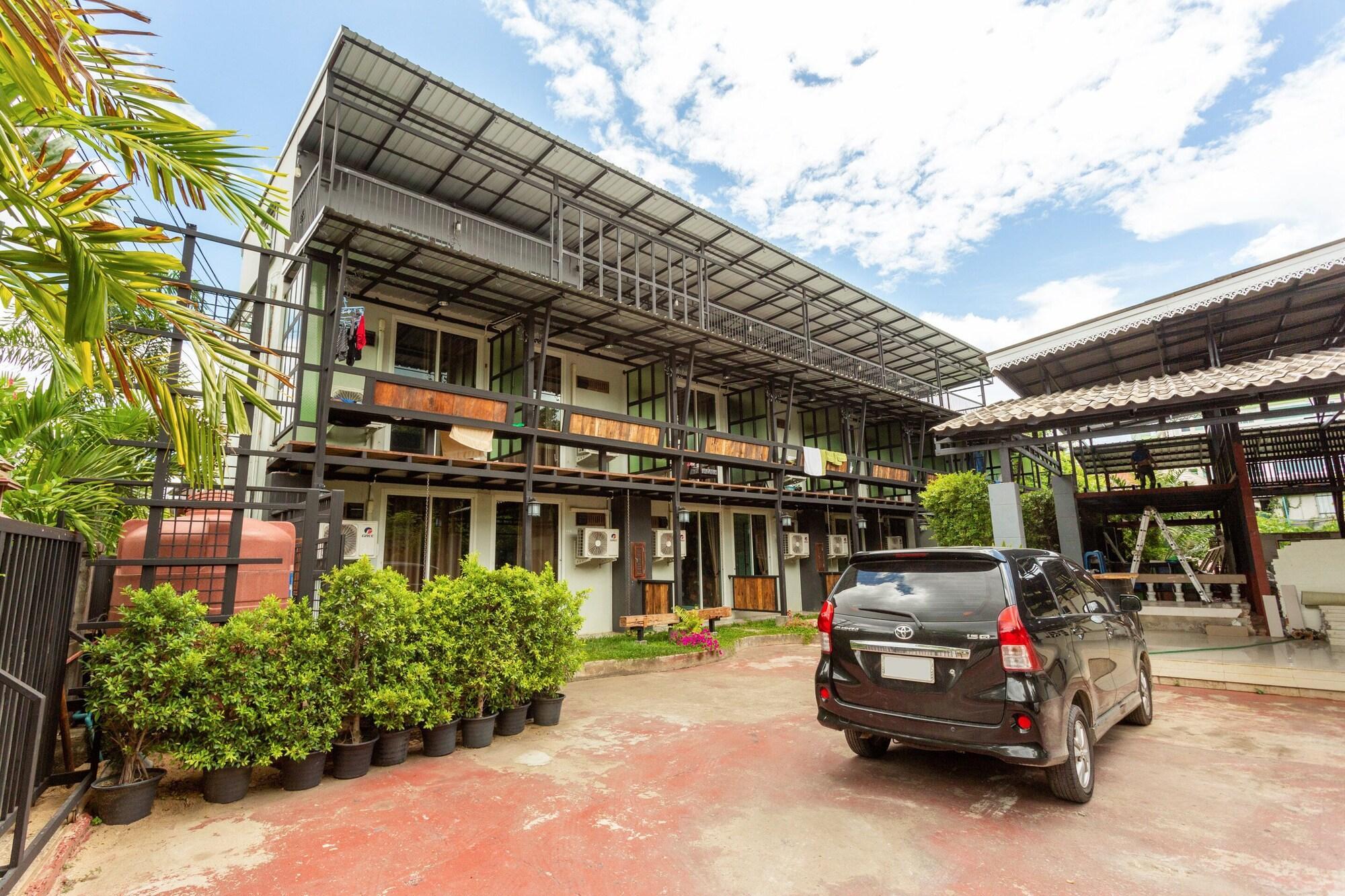 Capital O 1051 Pagoda House Chiang Mai Eksteriør bilde